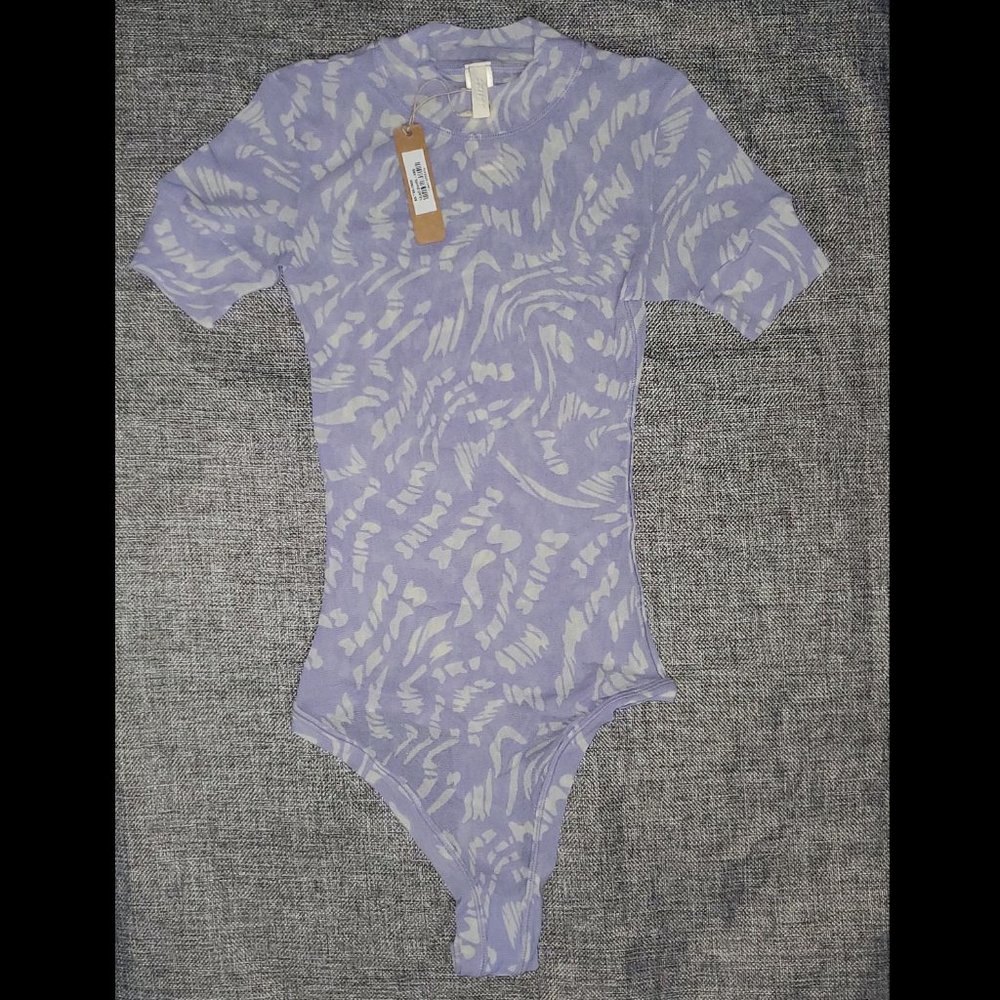 NWT SKIMS XXS Summer Mesh Tshirt Bodysuit LILAC SWIRL